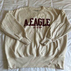 American Eagle beige crewneck